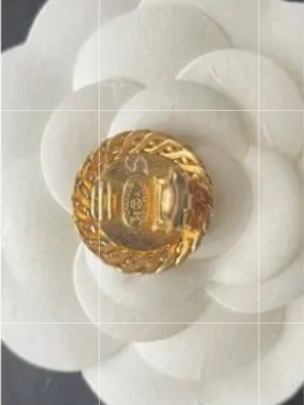 Chanel Coco Crush Earrings/EUC - Picture 5 of 7